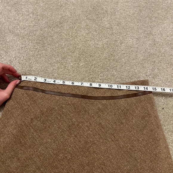 Ann Taylor pencil skirt - Picture 4 of 5